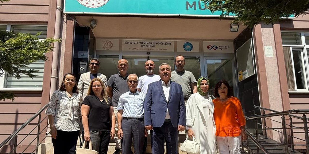 Halk Eğitim Merkezini Ziyaret Ettiler