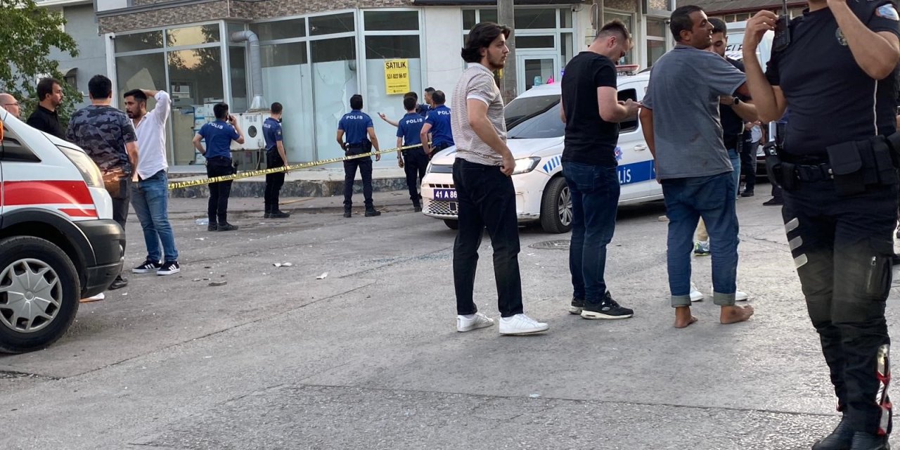 Ev baskınıyla başlayan kavga sokağa taştı