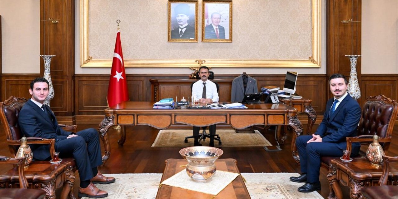 KOÜ Mezunlarla İlişkiler  Ofisinden Vali  Aktaş'a Ziyaret