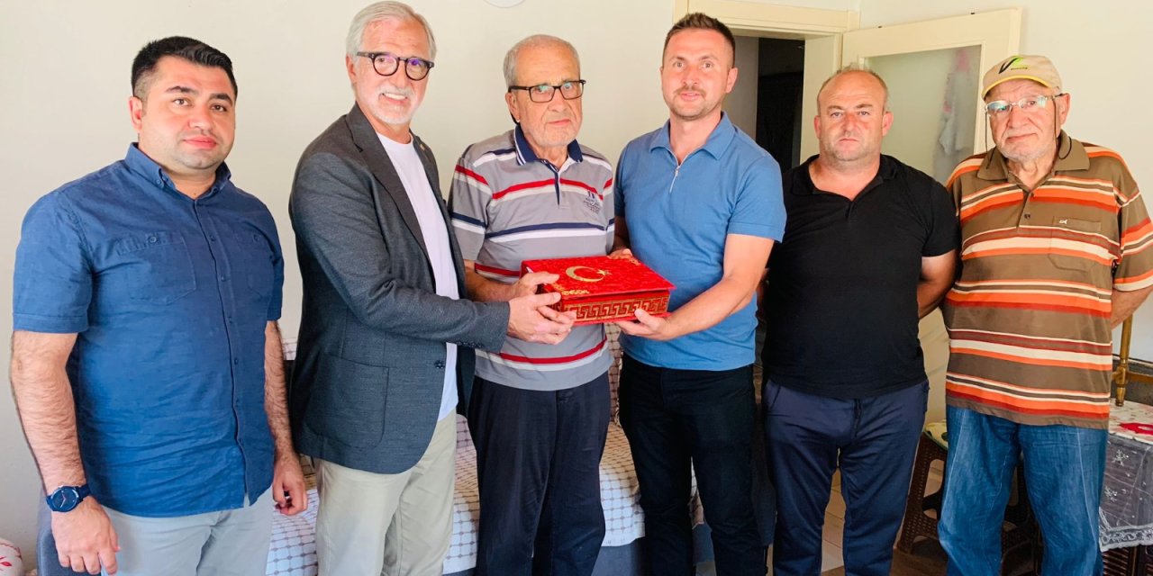 İzmit Belediyesi kahraman askerleri unutmadı