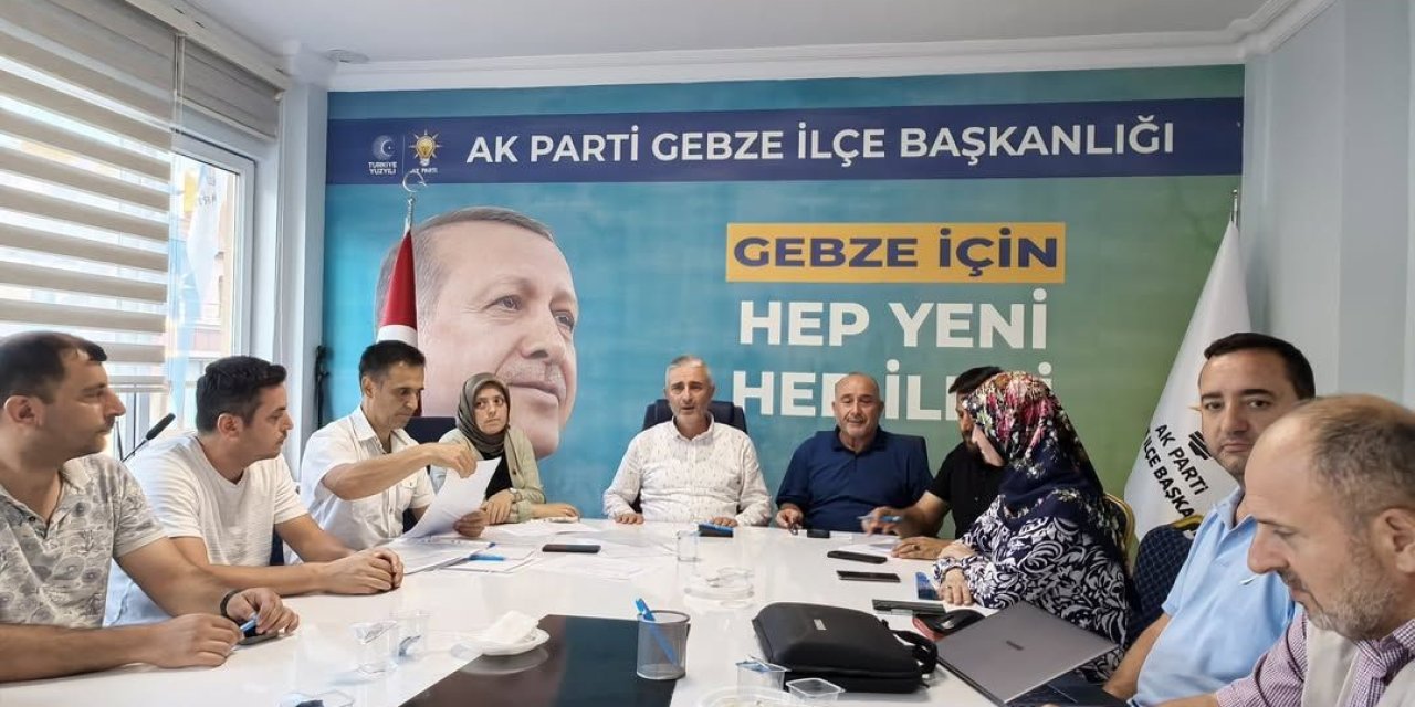 AK Parti Gebze’de Mahalle Başkanları Toplantısı