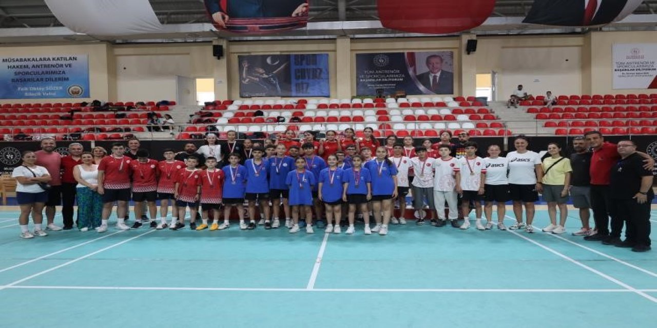 Anadolu Yıldızlar Ligi Badminton  Grup Müsabakaları Tamamlandı