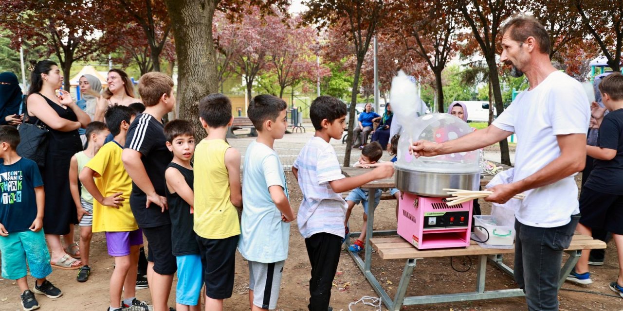 Minikler Doyasıya Eğlendi