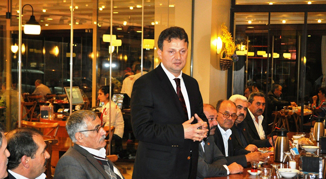 Keskin muhtarlarla buluştu