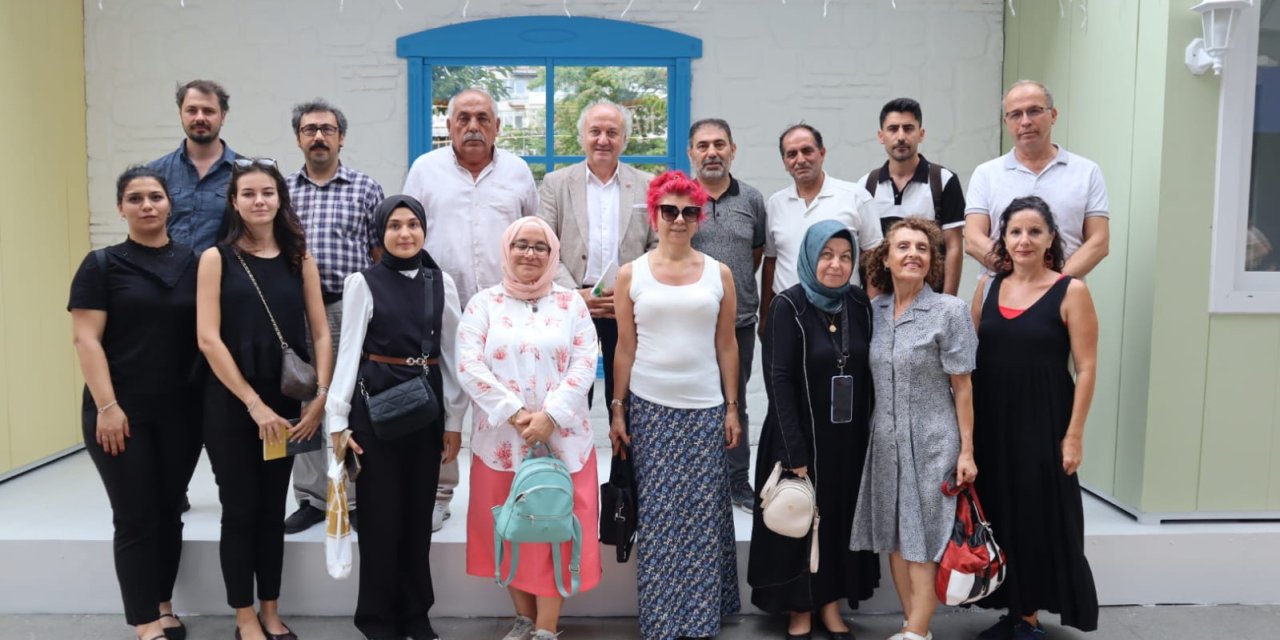 İzmit Belediyesi şair ve yazar derneklerini dinledi