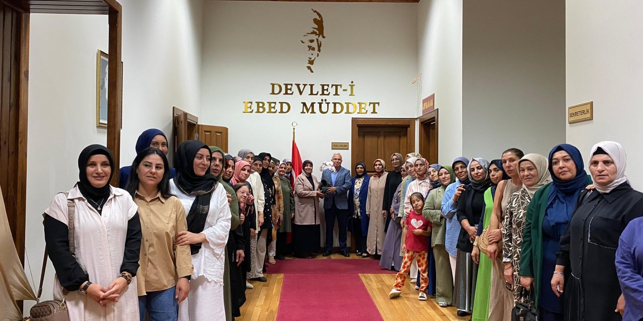 AK Parti Kadın Kolları Hayırlı Olsun Dedi