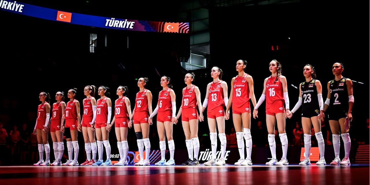 A Milli Kadın Voleybol Takımı Hazırlık Kampında