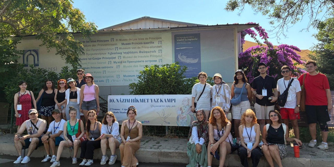 Nazım Hikmet Yaz Kampı'nın  10'uncusu Tamamlandı