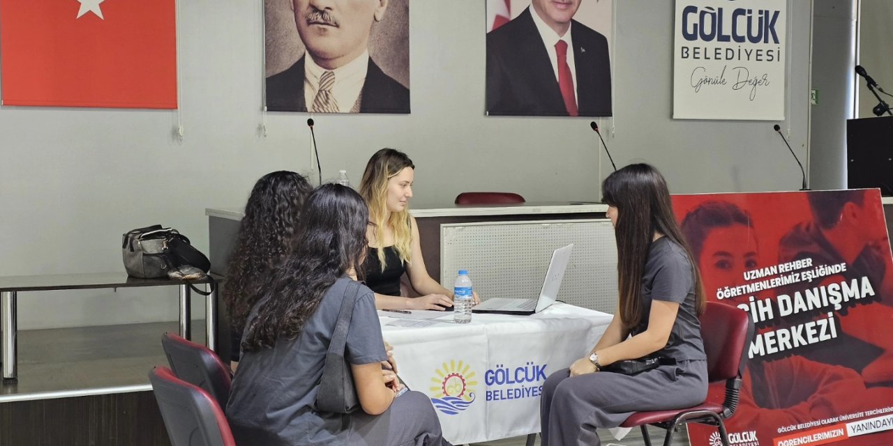 Üniversite Tercih Merkezi Gençlerin Yanında