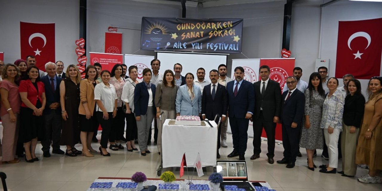 Aile ve Sosyal Hizmetler  Programına Katıldılar