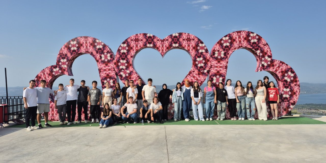 Gençlere Unutulmaz Kamp Deneyimi