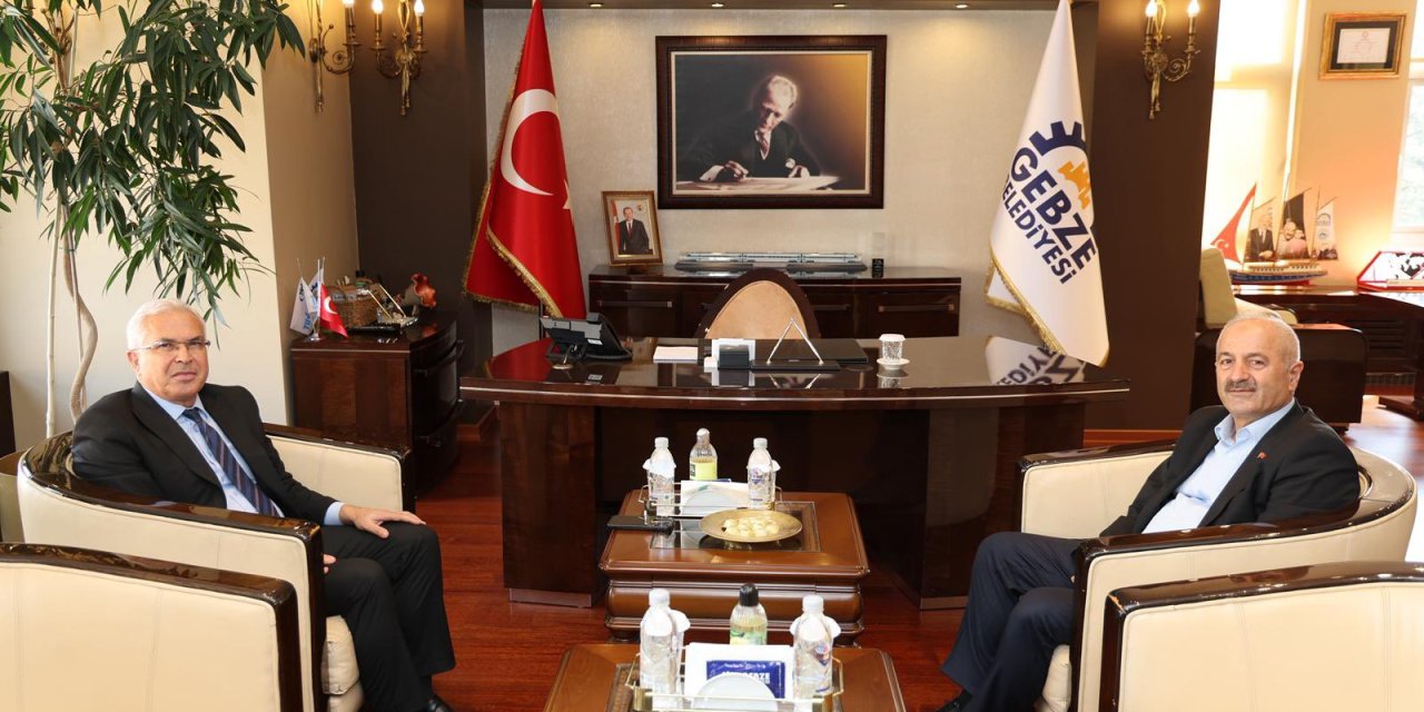 Kaymakam Dönmez'den  Büyükgöz'e İade-i Ziyaret