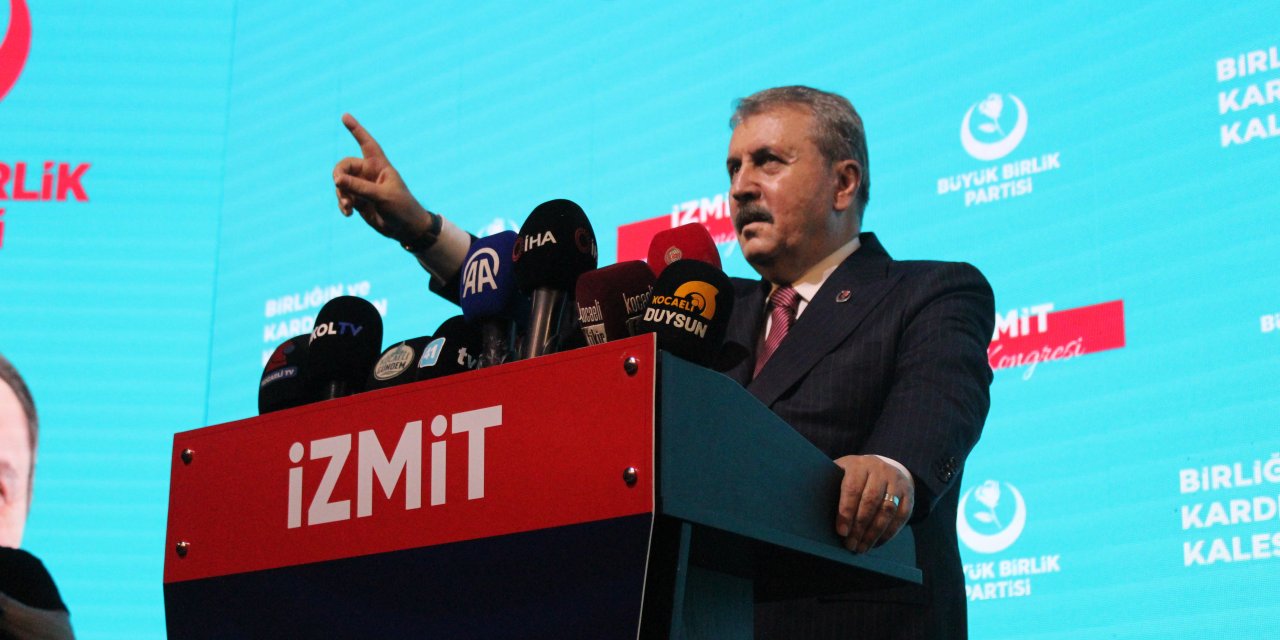 Destici: İsrail askeri müdahale ederse karşılık verilmeli