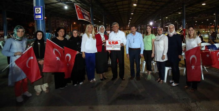 “Demokrasi nöbetleri bağlarımızı güçlendirdi”