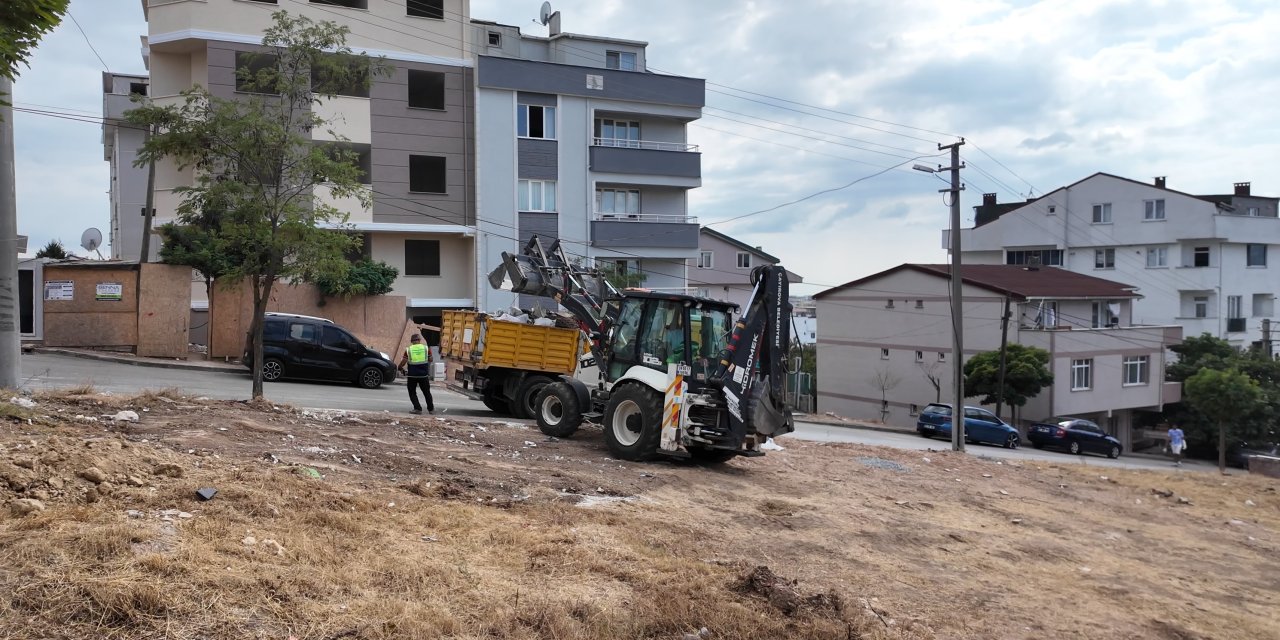 Çayırova Belediyesi’nden kaba atık uyarısı
