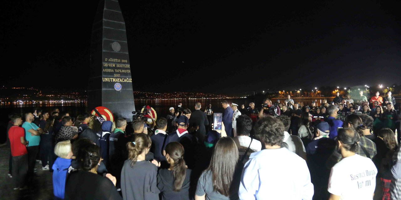 Gölcük Deprem Şehitleri Anılacak