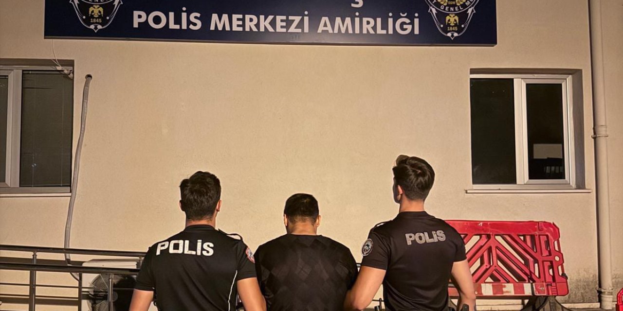 Cezaevi firarisi yunuslara yakalandı