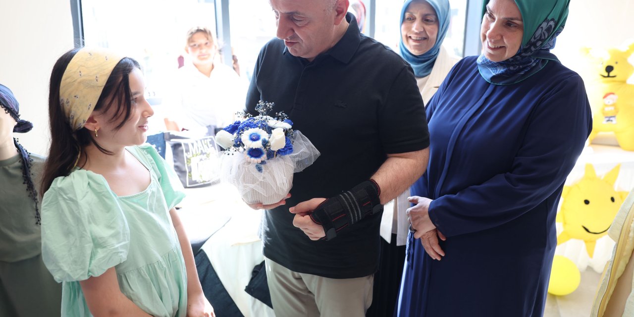 Minik eller büyük işler sergiledi!