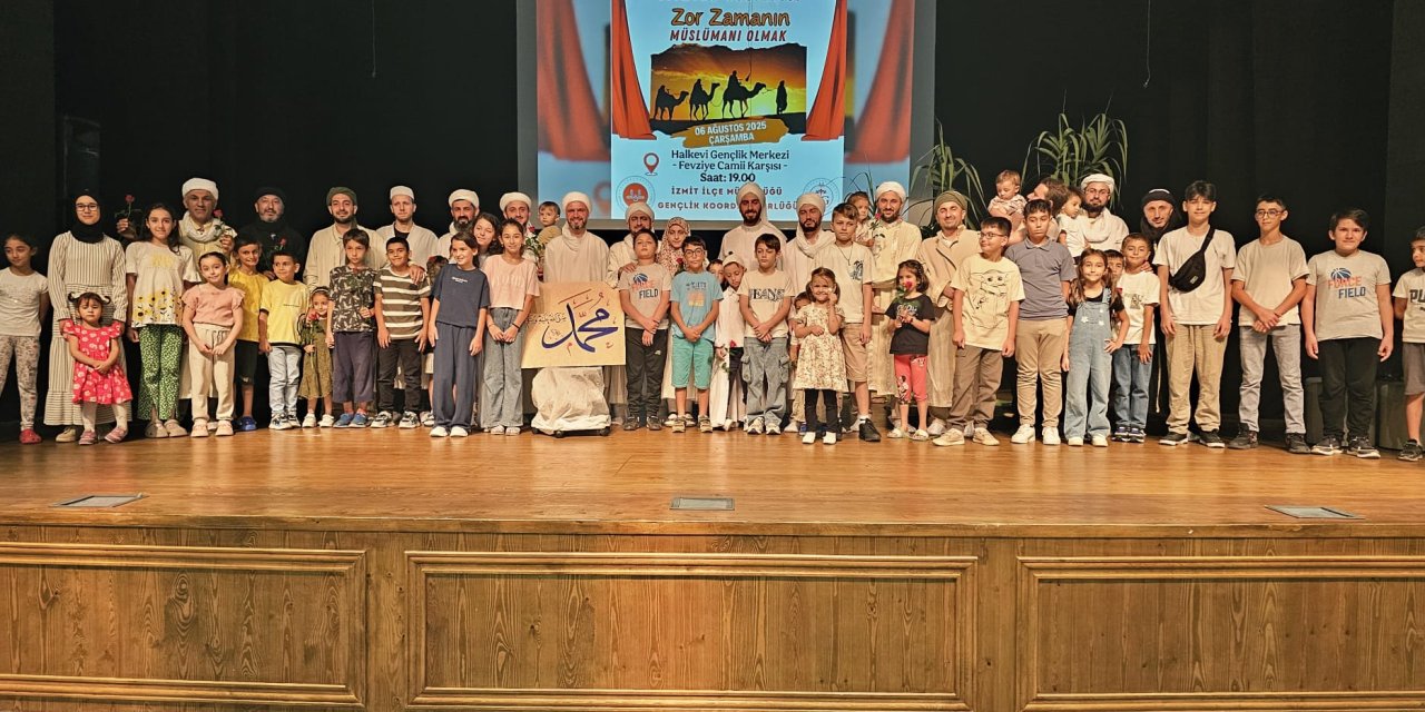 Kocaeli’de din görevlileri tiyatro oyunu sahneledi