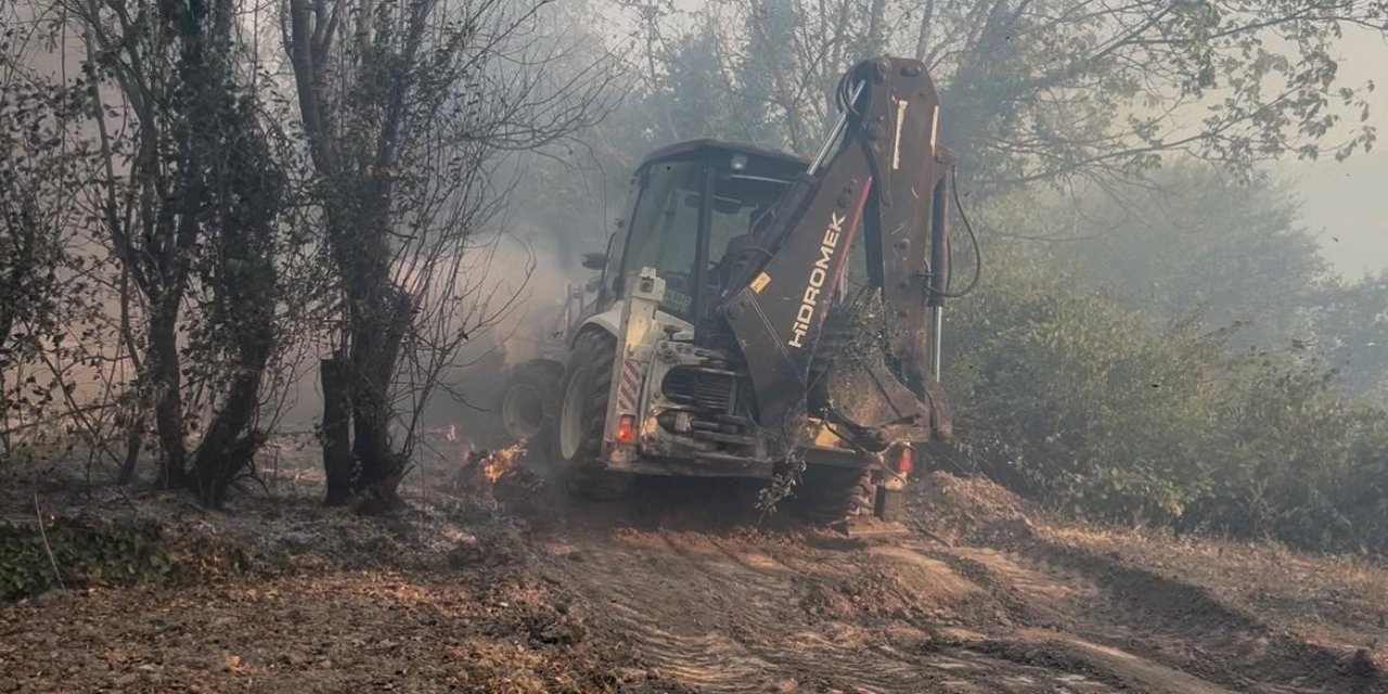 Kocaeli'deki orman yangının enerjisi 22.5 saat sonra düştü