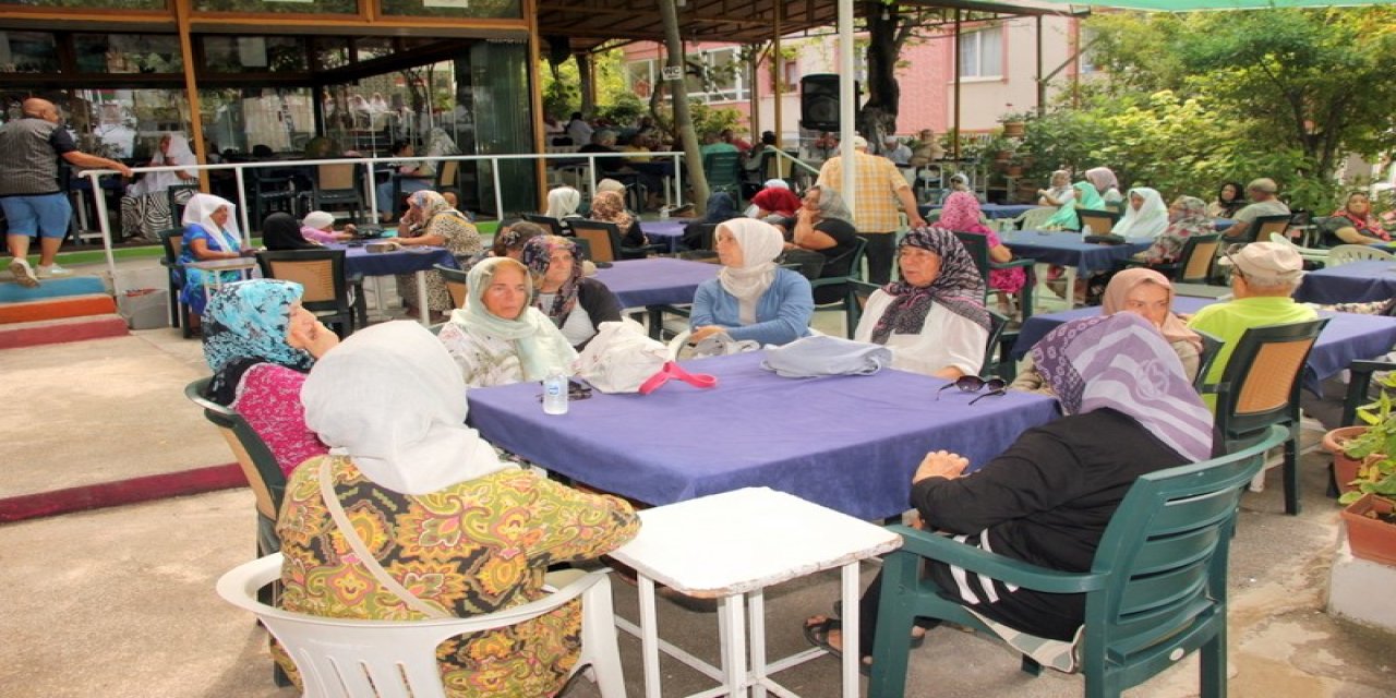 Depremde hayatlarını kaybedenler unutulmadı