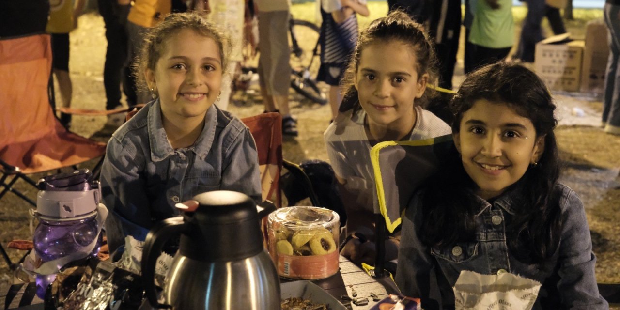 Çocuklar için açık hava sineması etkinliği