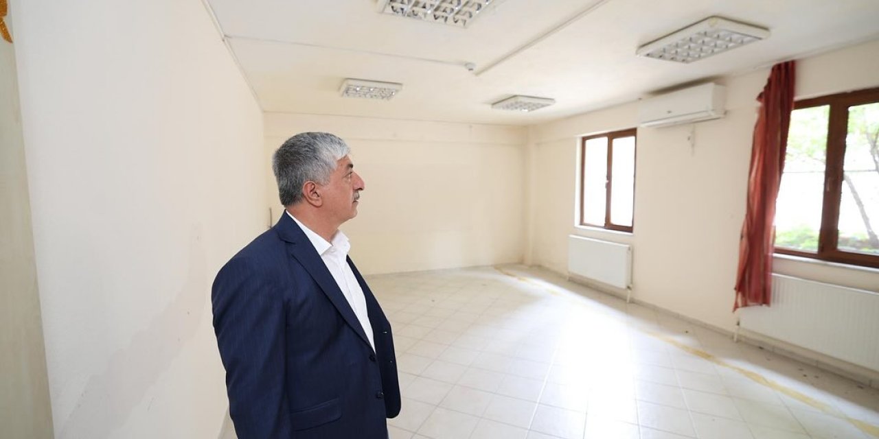 Yeni Kurulacak Afet Koordinasyon Merkezini İnceledi.