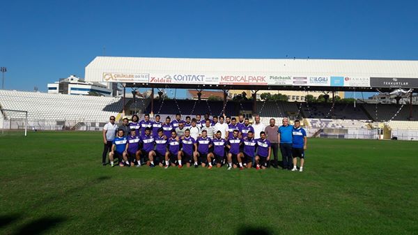 Menekşe harıl harıl