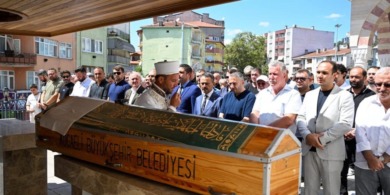 Vali Aktaş, Gazinin  Cenaze Törenine Katıldı