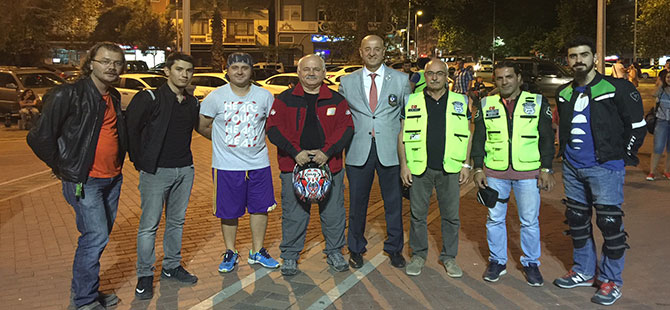 Gölcük Rotary Kulübü ve Motosikletçiler Deprem Şehitleri’ni andı