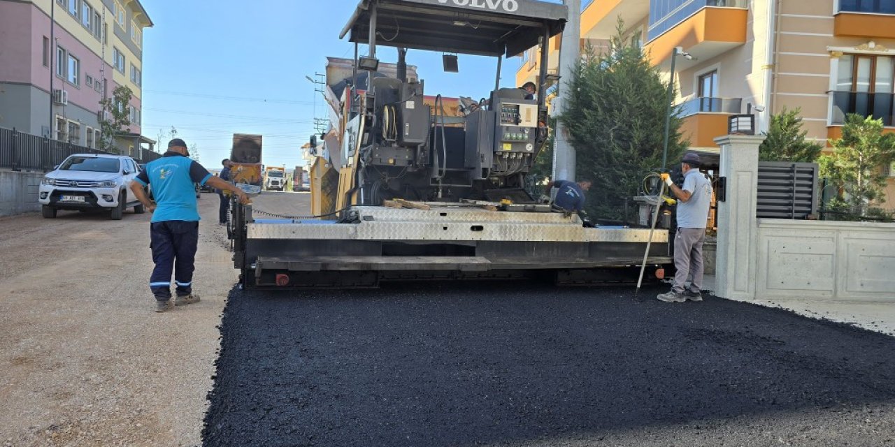 Asfalt Çalışmaları Devam Ediyor