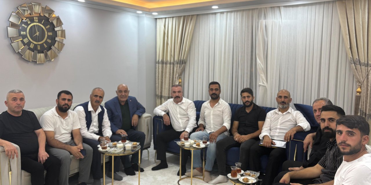 MHP Dilovası’ndan ‘Terörsüz Türkiye’ için Ev Ziyaretleri