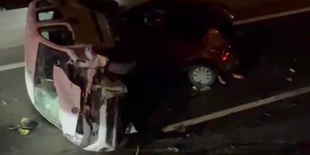 Otomobil yan yattı: 2 çocuk yaralı