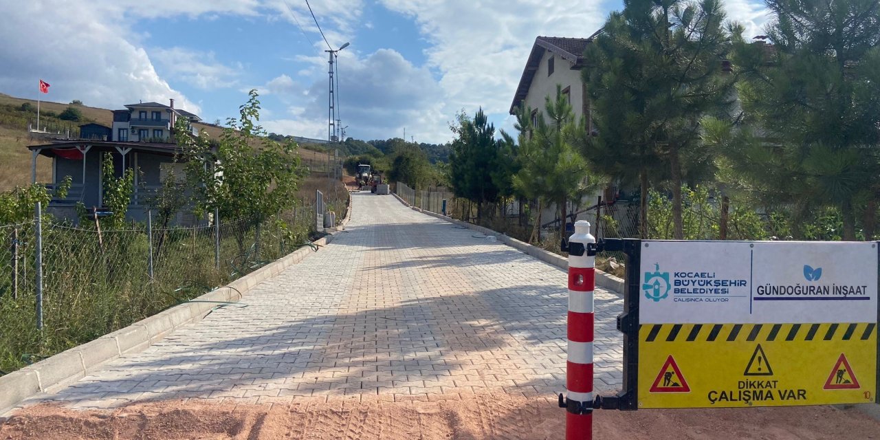 Kocaeli'de kırsal mahalle yolları yenileniyor