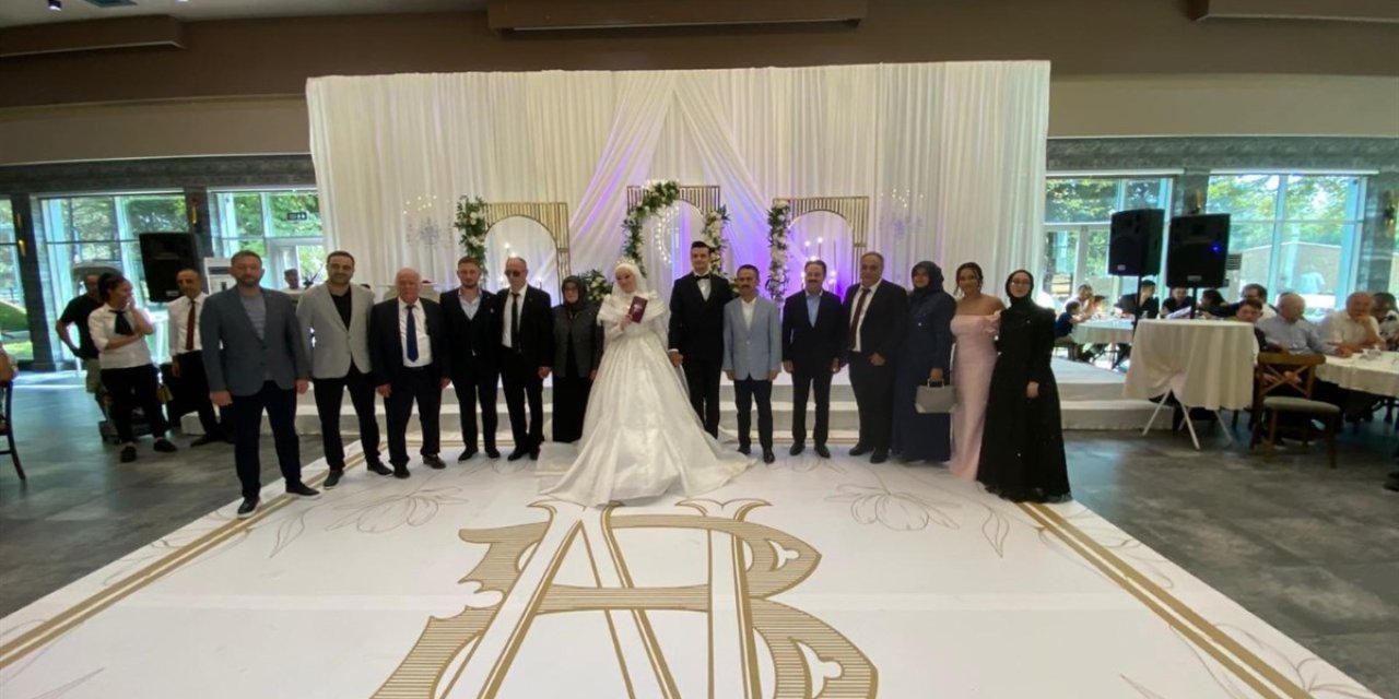 Vali Aktaş Nikâh Törenine Katıldı