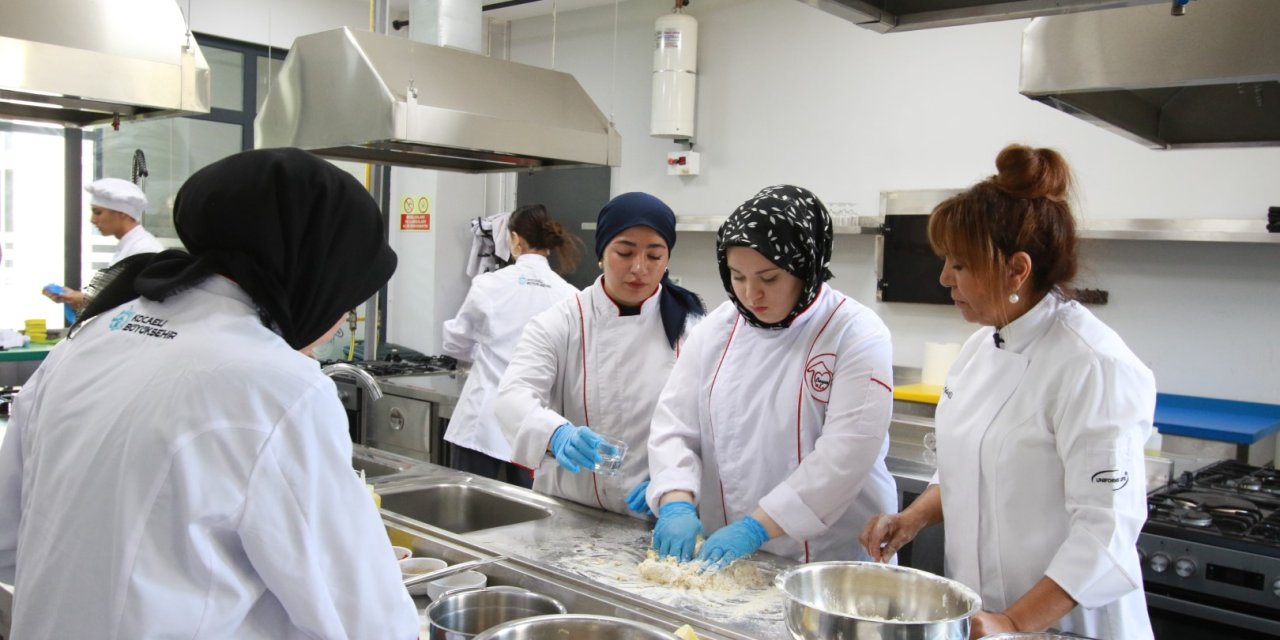 MasterChef Ayten Saner’den lezzet dersi