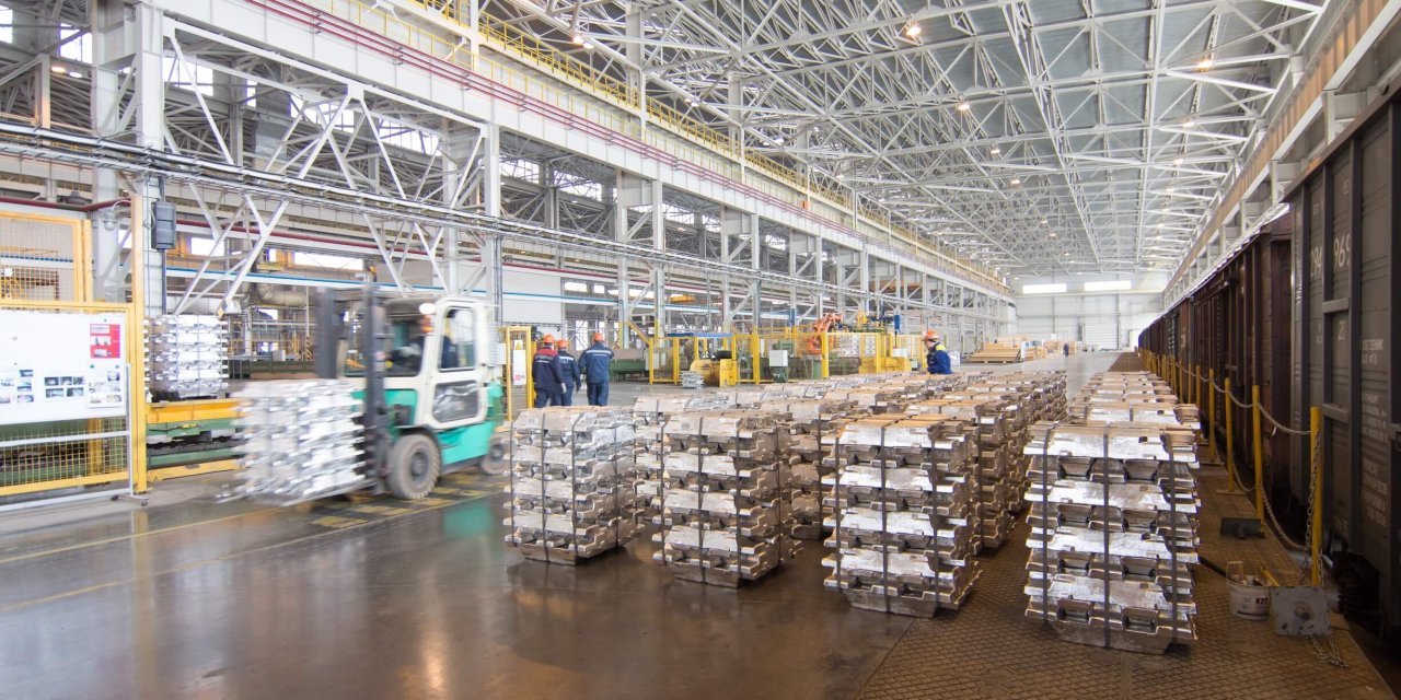RUSAL alümina üretiminde makine dinleme teknolojisini kullanan ilk şirket oldu