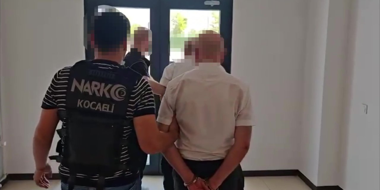 Pul biberli eroin zulasında 2 kişi tutuklandı