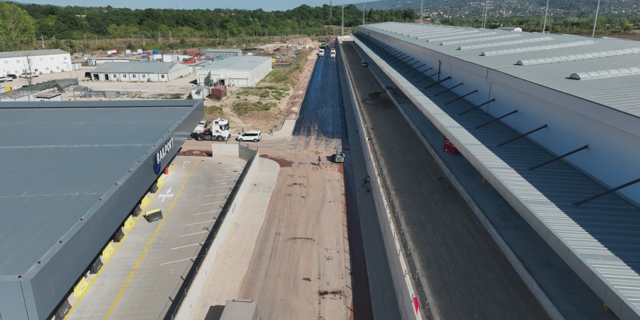 Railport’un çevre yolları asfaltlanıyor