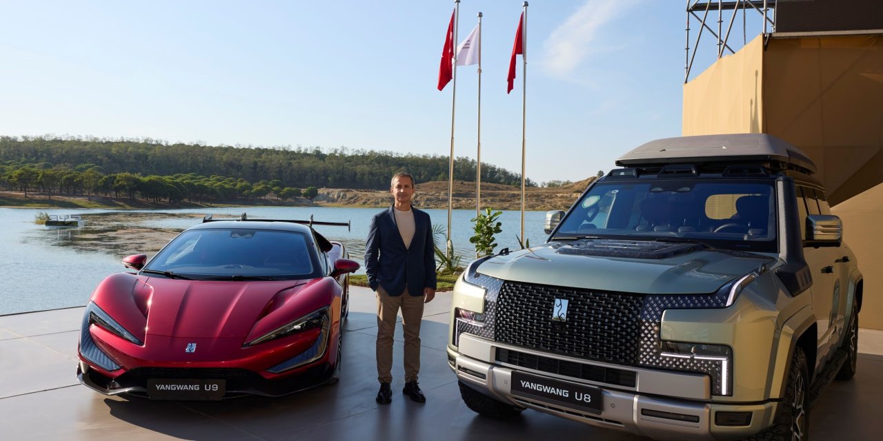 BYD TÜRKİYE    Yüzen ve zıplayabilen araçlarıyla teknoloji şovu yaptı