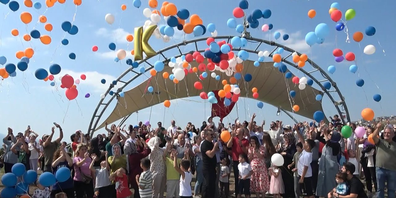 Lösemiyi yenen Kağan için gökyüzüne yüzlerce balon bıraktılar