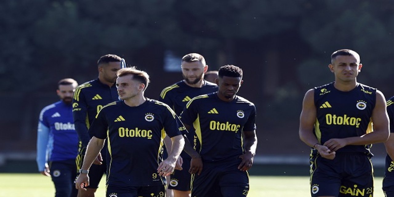 Fenerbahçe, Alanyaspor maçı öncesi kampa girdi
