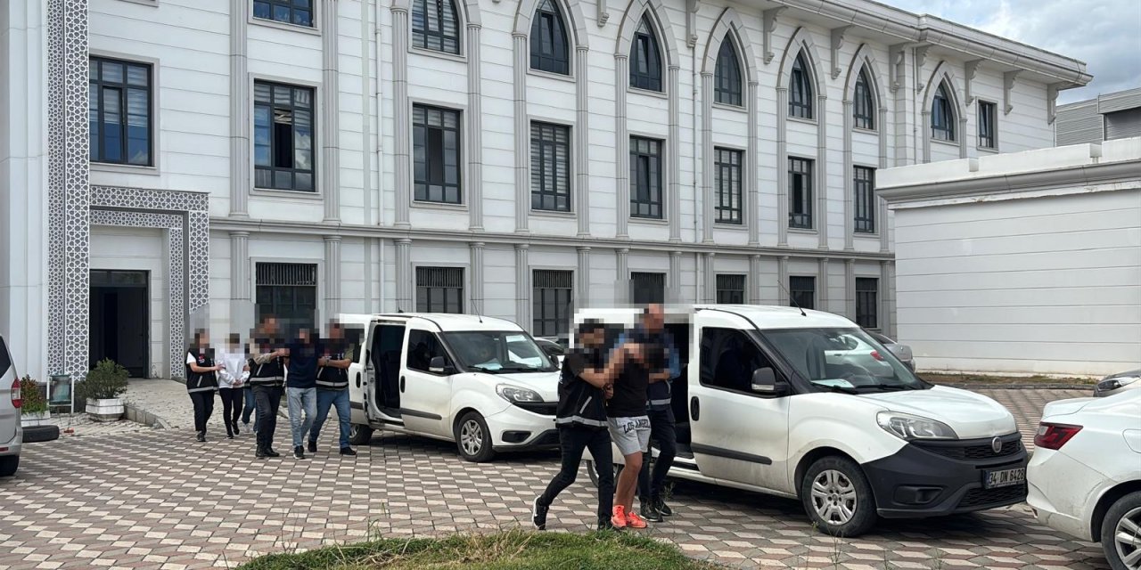 Gebze’de Kız Meselesi Cinayetinde 2 Kişi Tutuklandı