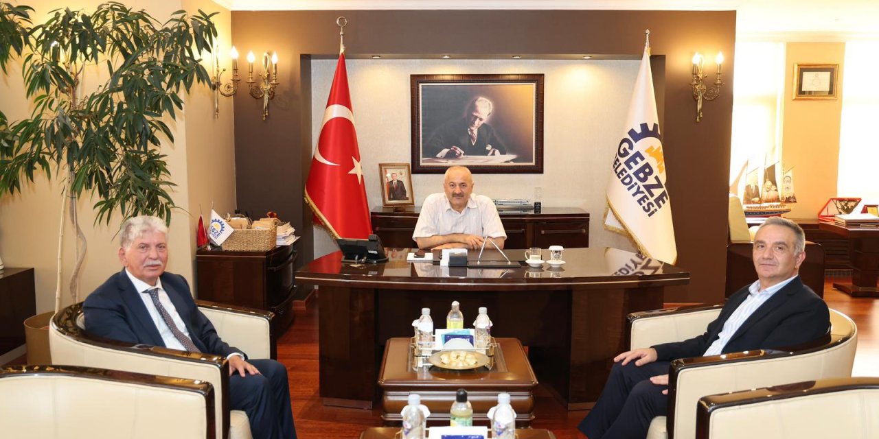 Büyükgöz mevkidaşını ağırladı