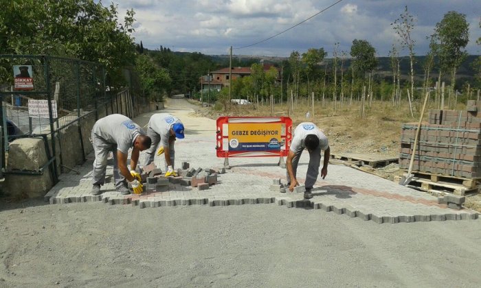 Köylere parke döşeniyor