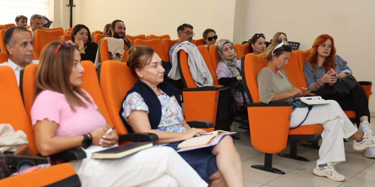 Etkili sosyal medya kullanımını öğrendiler