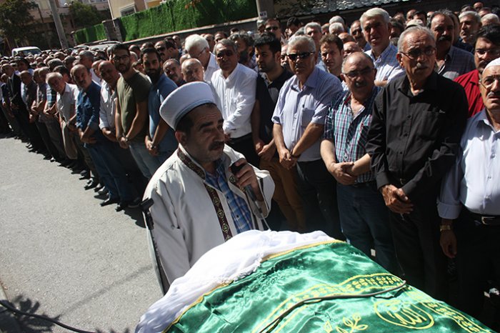 Sedat Tatar’ın kayınvalidesi toprağa verildi