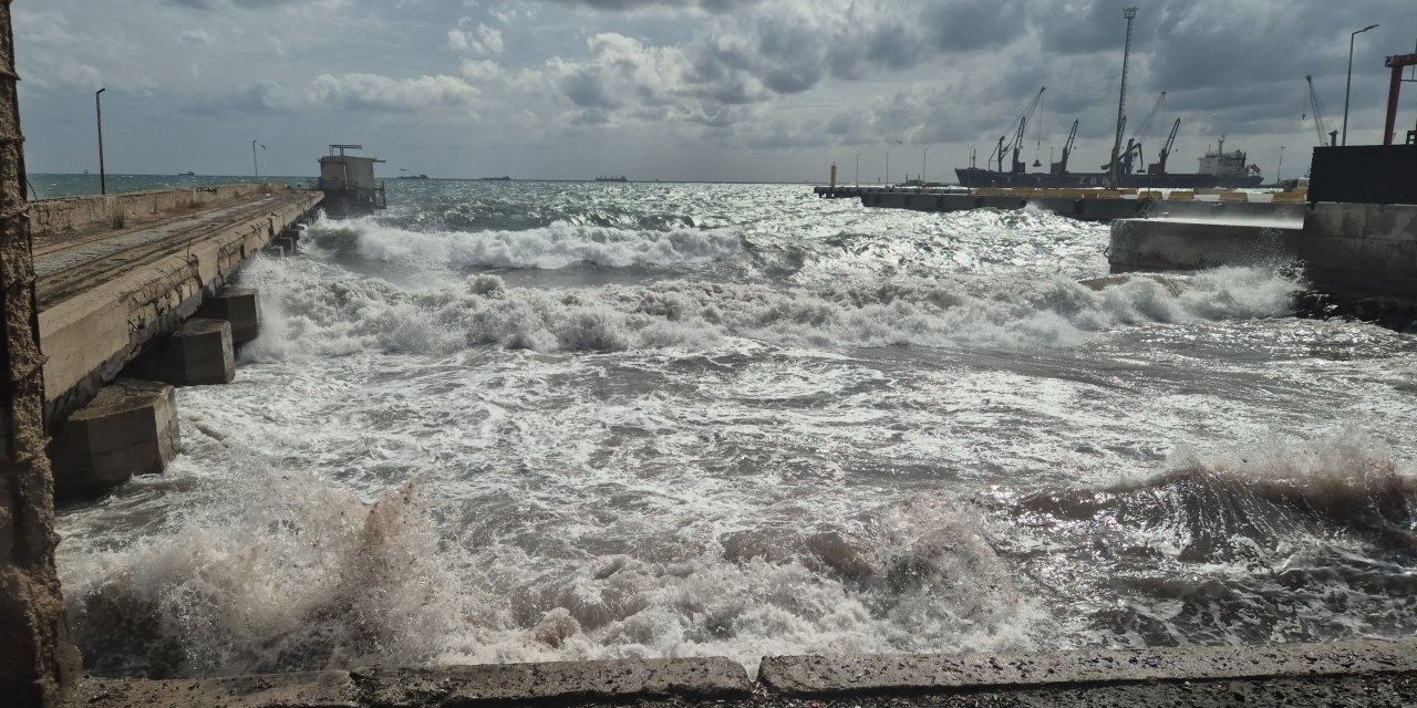 Marmara Denizi'nde şiddetli fırtına
