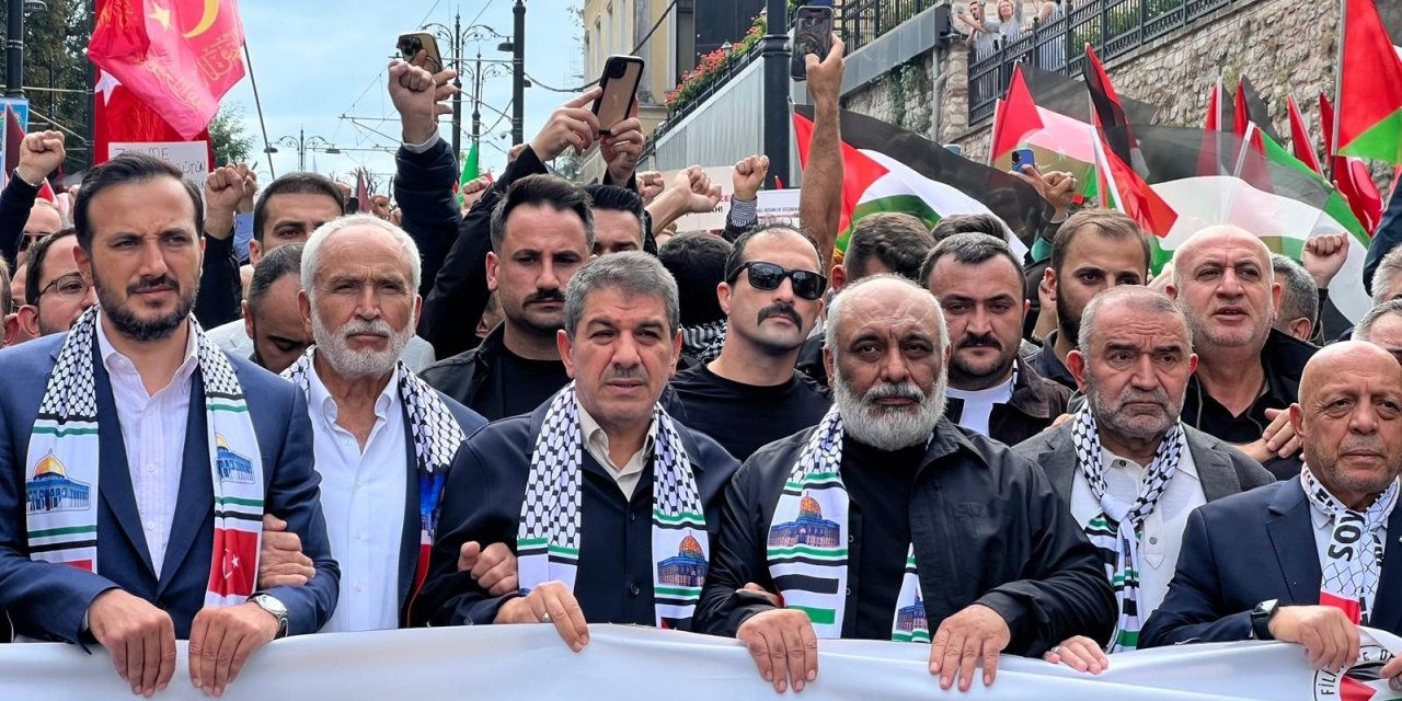 İstanbul’da Filistin’e destek yürüyüşü düzenlendi