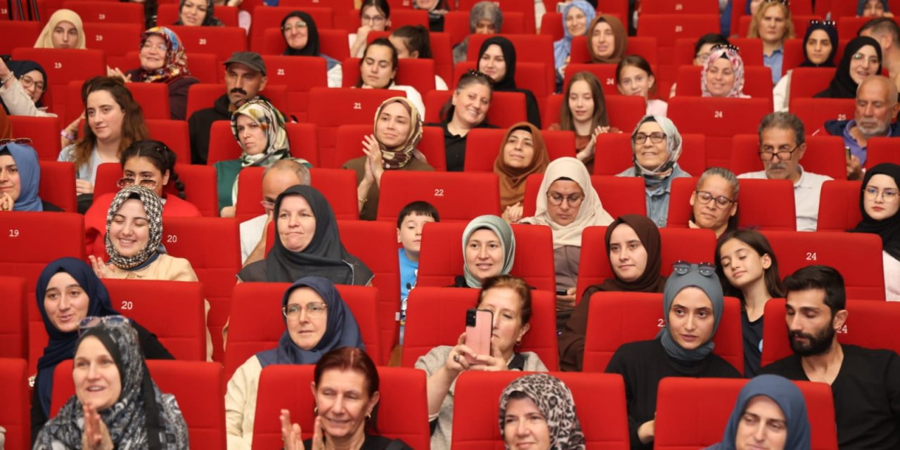 Yabancı: Bırak bazı insanlar seni sevmesin